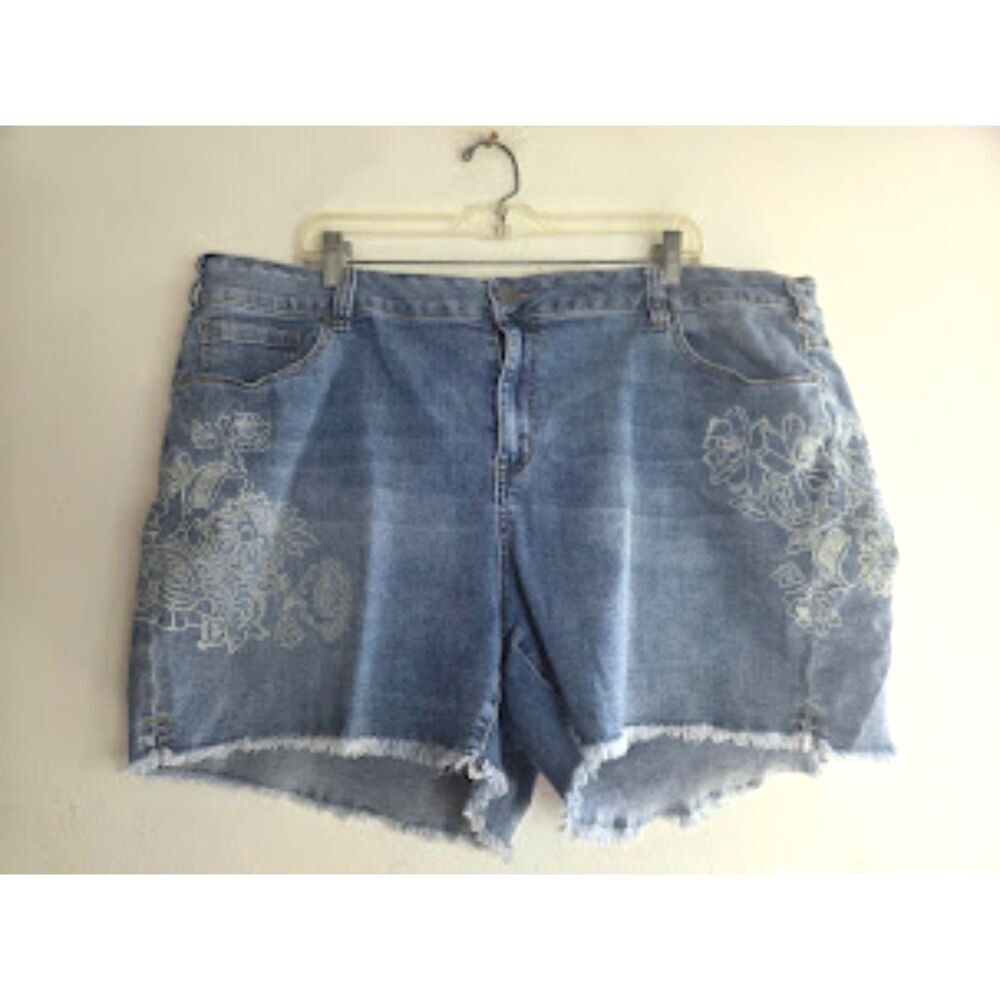 Lane Bryant Essential Stretch Blue w/Floral Print "Girlfriend" 4" Jean Shorts 24